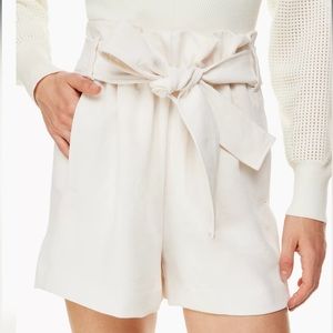 Aritzia light birch paperbag shorts  size 4- gently used